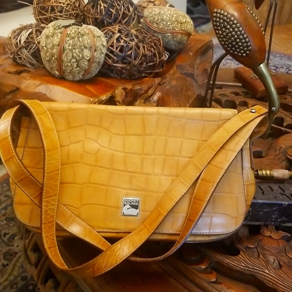 Dooney Bourke alligator leather bag